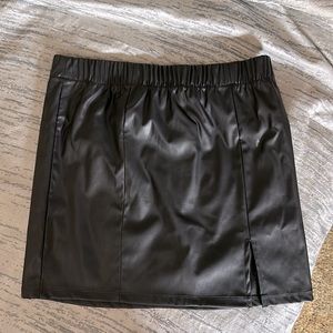 Leather mini skirt Size Large runs small fits like a medium